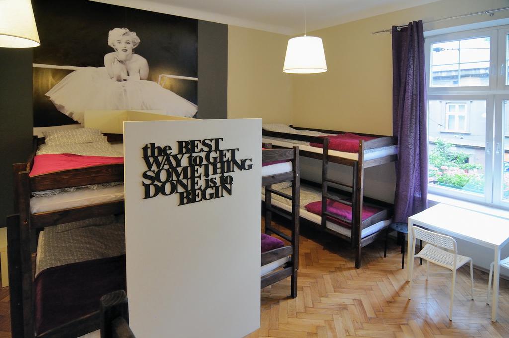 Hollywood Hostel Krakow Ruang foto